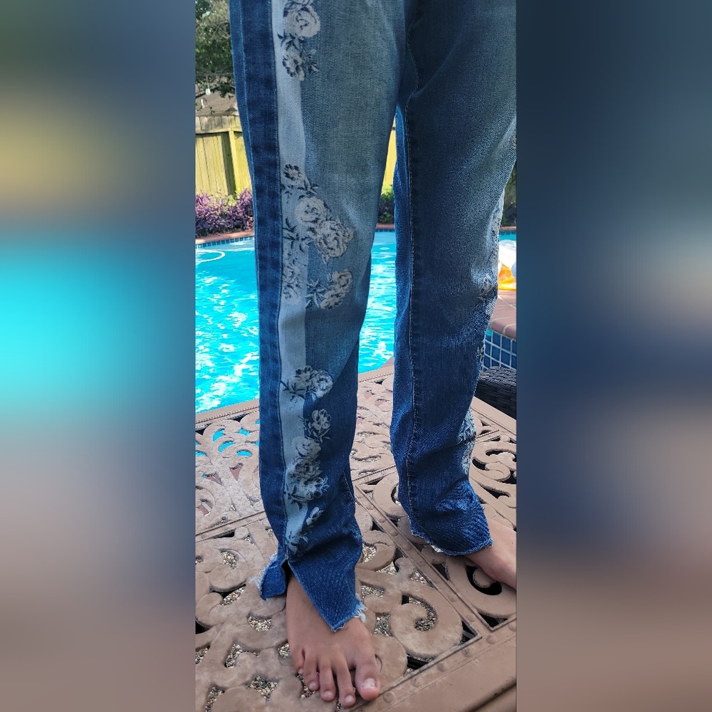 Vintage America denim jeans with floral detail wonderland skinny ankle size 2/26